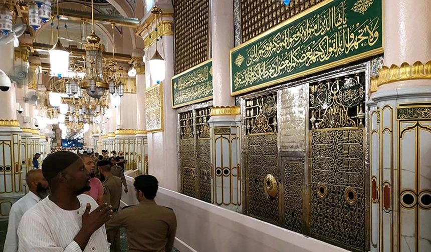 Ravza-i Mutahhara Ziyaret Adabı | Medine’de Edepli Ziyaret Rehberi